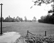 856907 Gezicht op een van de velden van het sportpark Zuilenselaan (Amsterdamsestraatweg 1107) te Utrecht.